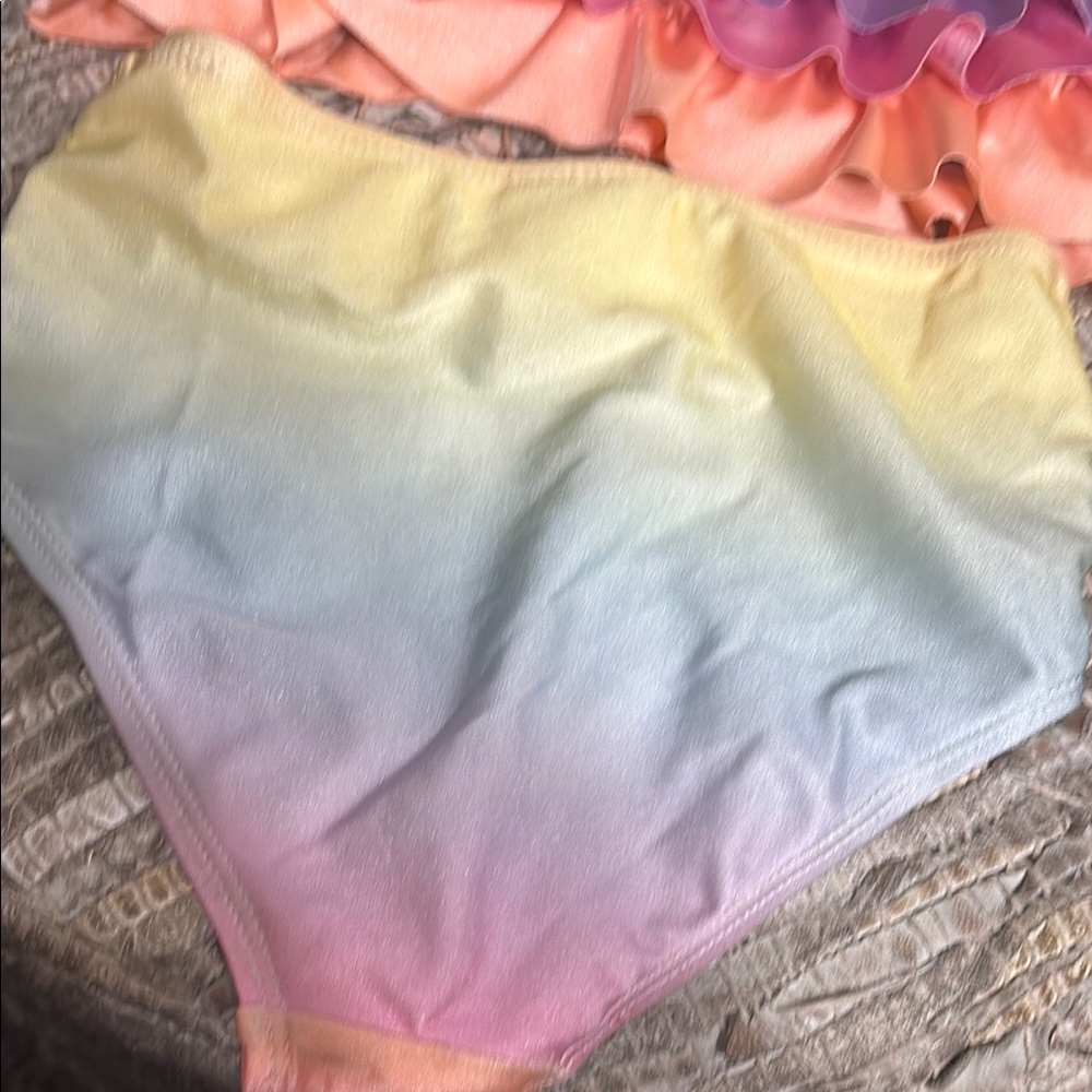 Colorful Ruffled Bikini Set - Picture 3 of 6